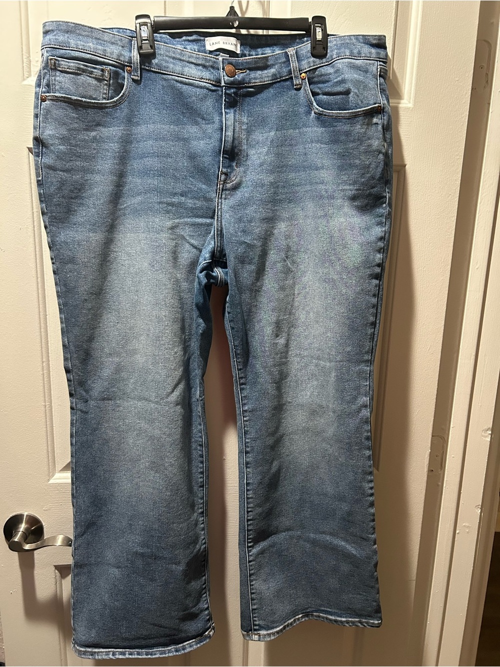 Lane Bryant Signature Fit Flex Magic Waistband Mid-Rise Bootcut Jeans Size 24